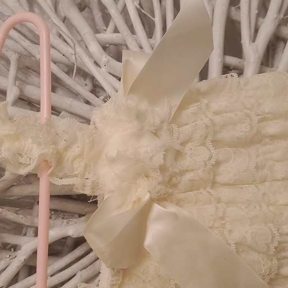 Baby Ruffle Romper🤍 - Picture 2 of 4